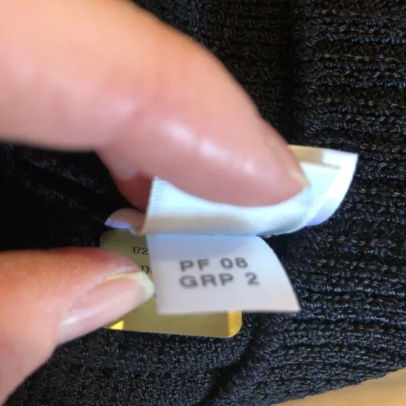 St. John Sport button down collar open knit sweater midilength shirt dre… - Picture 9 of 14